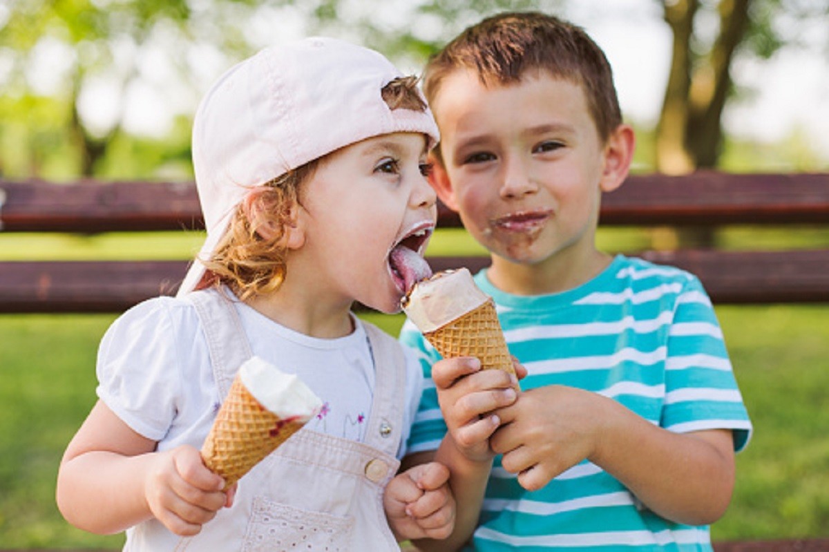 Почему мороженое опасно для здоровья, особенно детского?