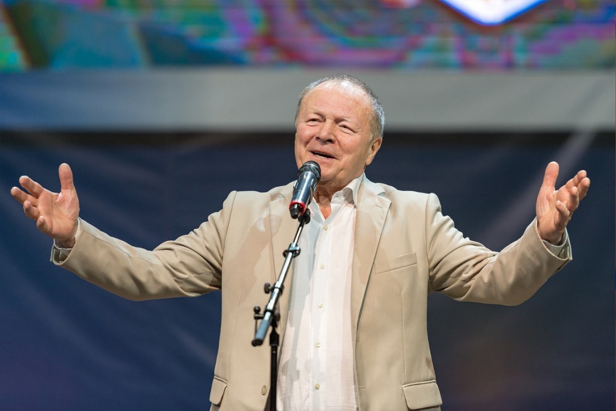 Заслуженный артист России Борис Галкин призвал противостоять злу - вакцинации