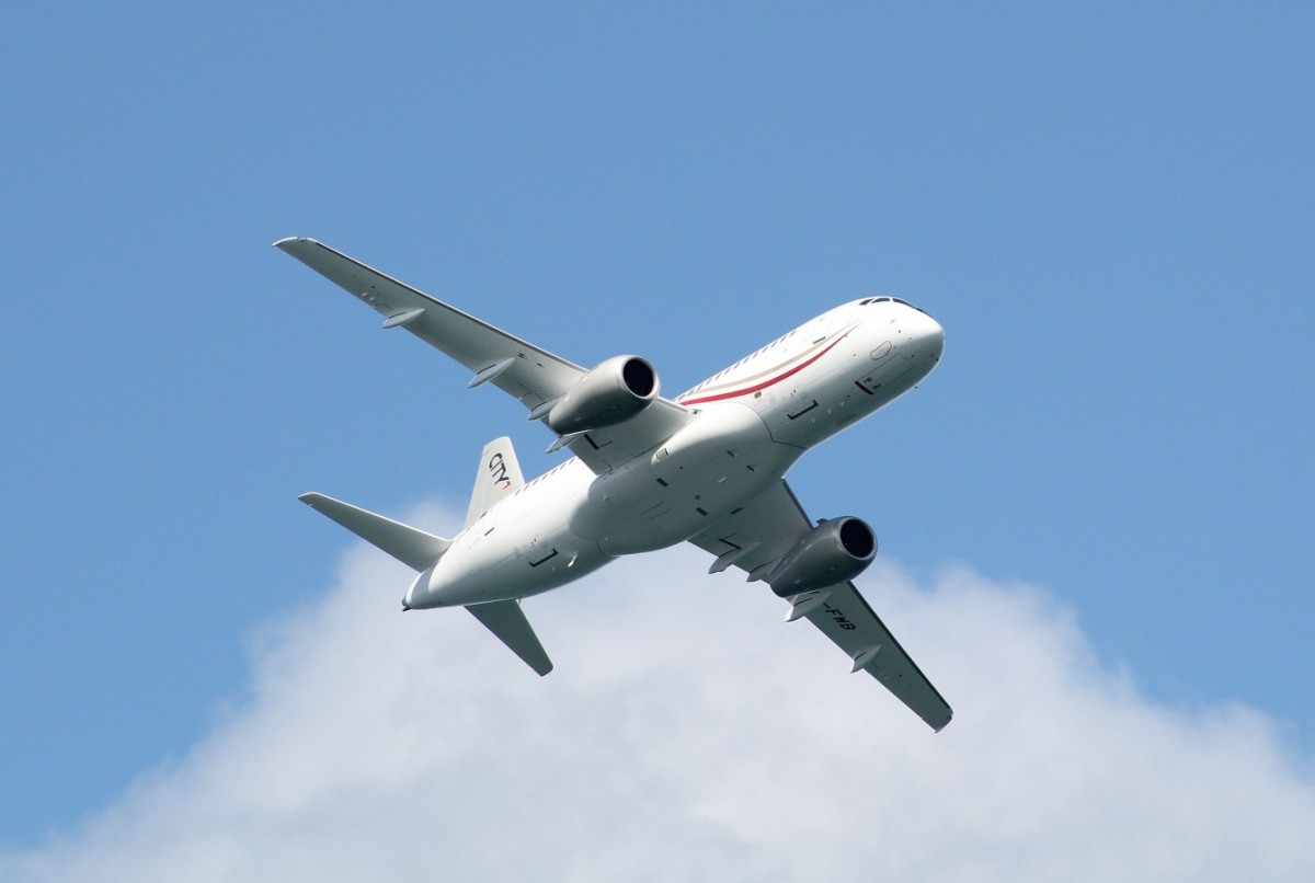 Очередная поломка самолета «Суперджет» случилась на рейсе из Москвы в Ижевск