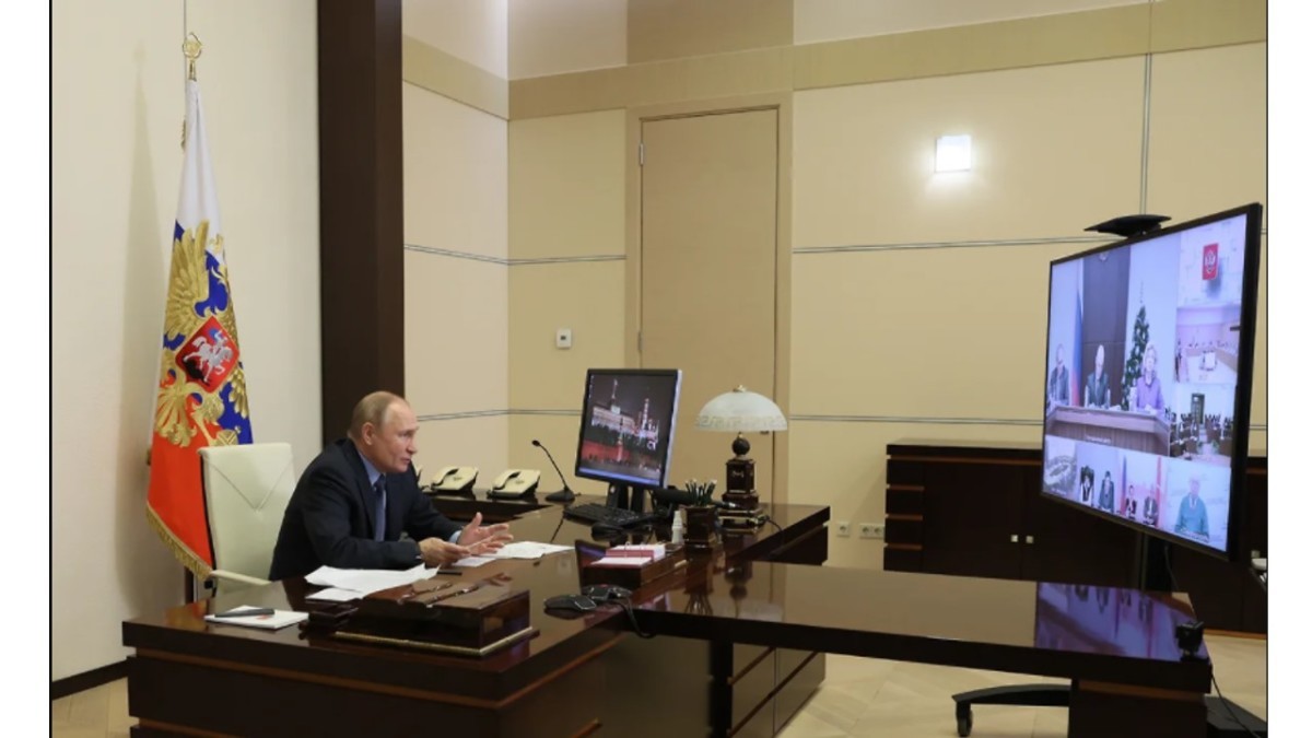 Глава СПЧ Фадеев – Путину: людям с высоким уровнем антител стоит выдавать QR-код