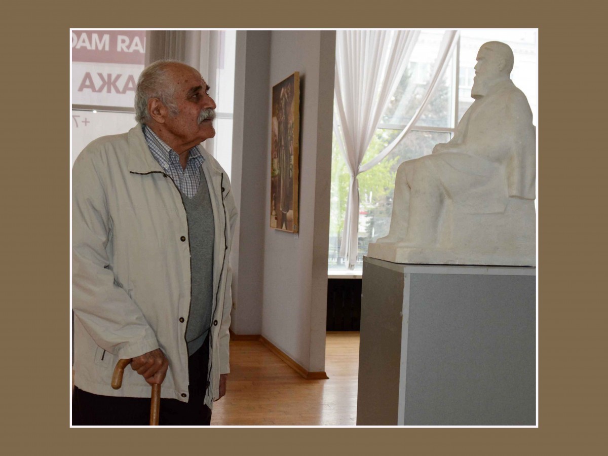 Автору памятников, без которых нельзя представить современный облик Челябинска, исполняется 90 лет