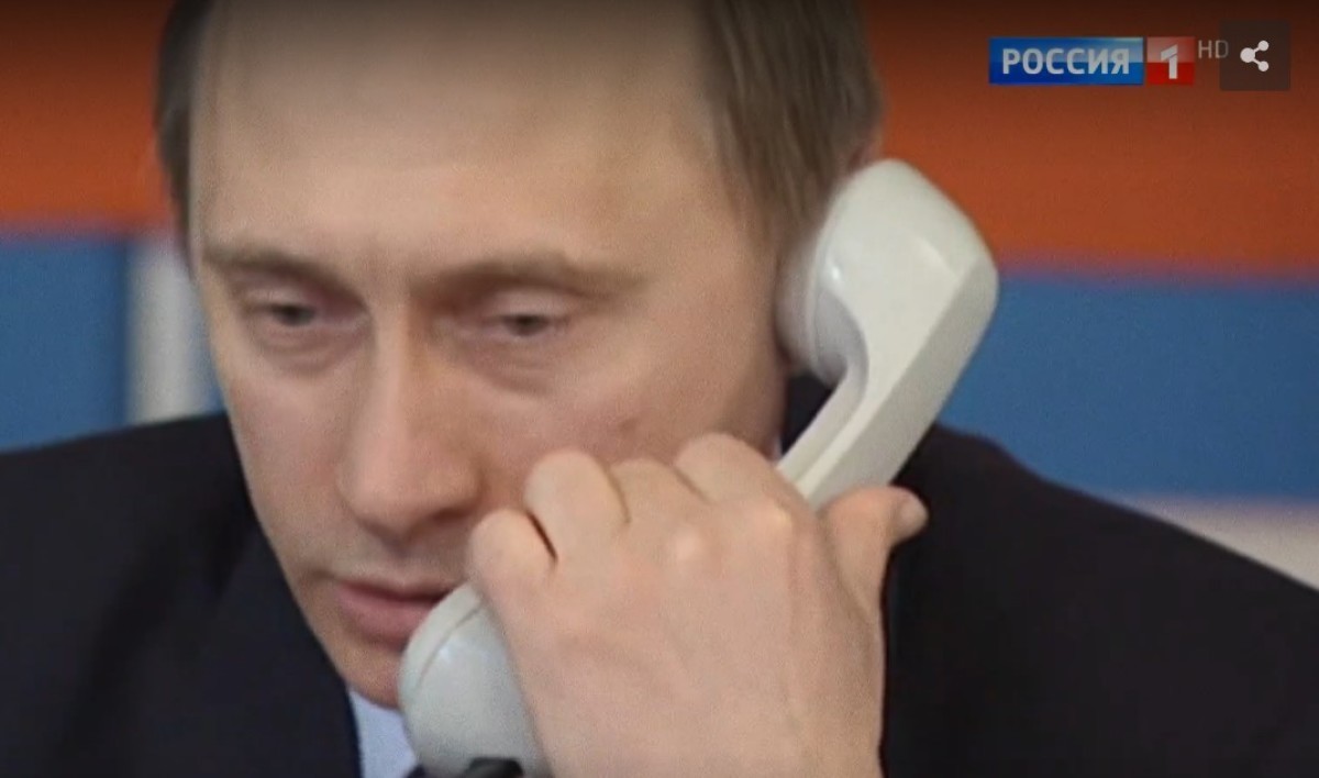 «Неприятно говорить»: Путин вспомнил, как подрабатывал таксистом в 1990-е годы