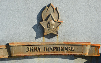 Пионеры-герои. Памятники в Челябинске