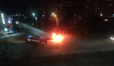 Авто загорелось. Фото из открытых источников