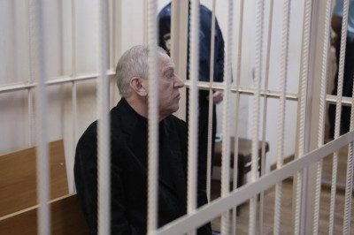 Евгений Тефтелев за решеткой ждет решения суда. Фото: Типичный Челябинск