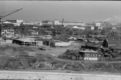 Строительство Торгового центра в Челябинске. Фото из архива семьи Берзиных.