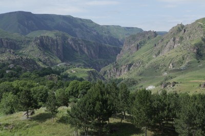 Горы в окрестностях домика Мераба и Маки в Грузии. Фото Екатерины Галкиной