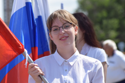 День России в Челябинске выдался солнечным