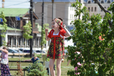 День России в Челябинске. Дети танцевали