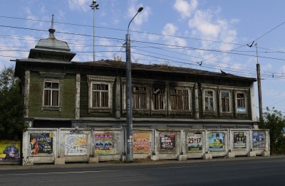 Челябинск. Одно из старых зданй в историческом центре города