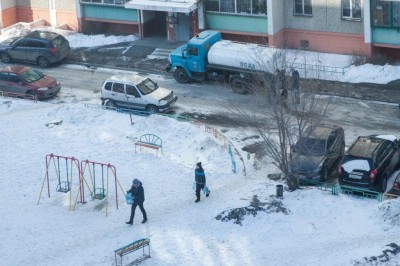 Подвоз воды организовали во двор в Советском районе Челябинска